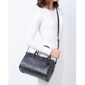 Coach Large Bennett Satchel Signature Canvas With Rivets F31429